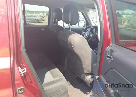 2016 Jeep Patriot Sport z USA, uszkodzony, nr VIN 1C4NJPBB9GD562508